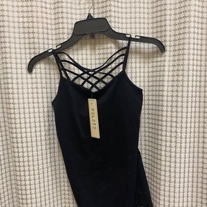 Black cross chest tank